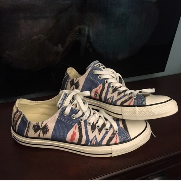 Converse Shoes - Converse NWOT